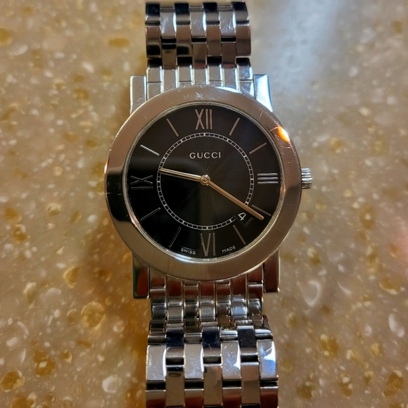 Gucci 5200M.1 - Picture 1 of 3